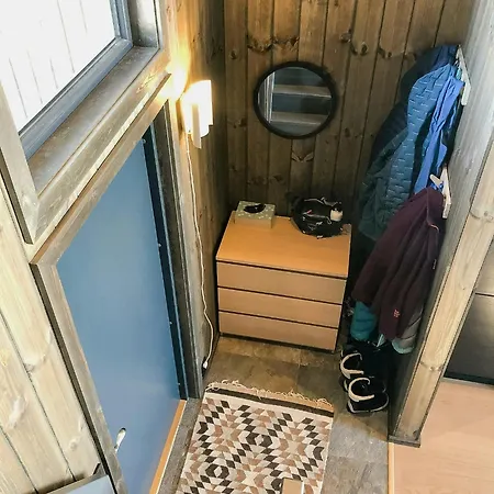 Moderne Bjerghytte Med Fantastisk Udsigt I